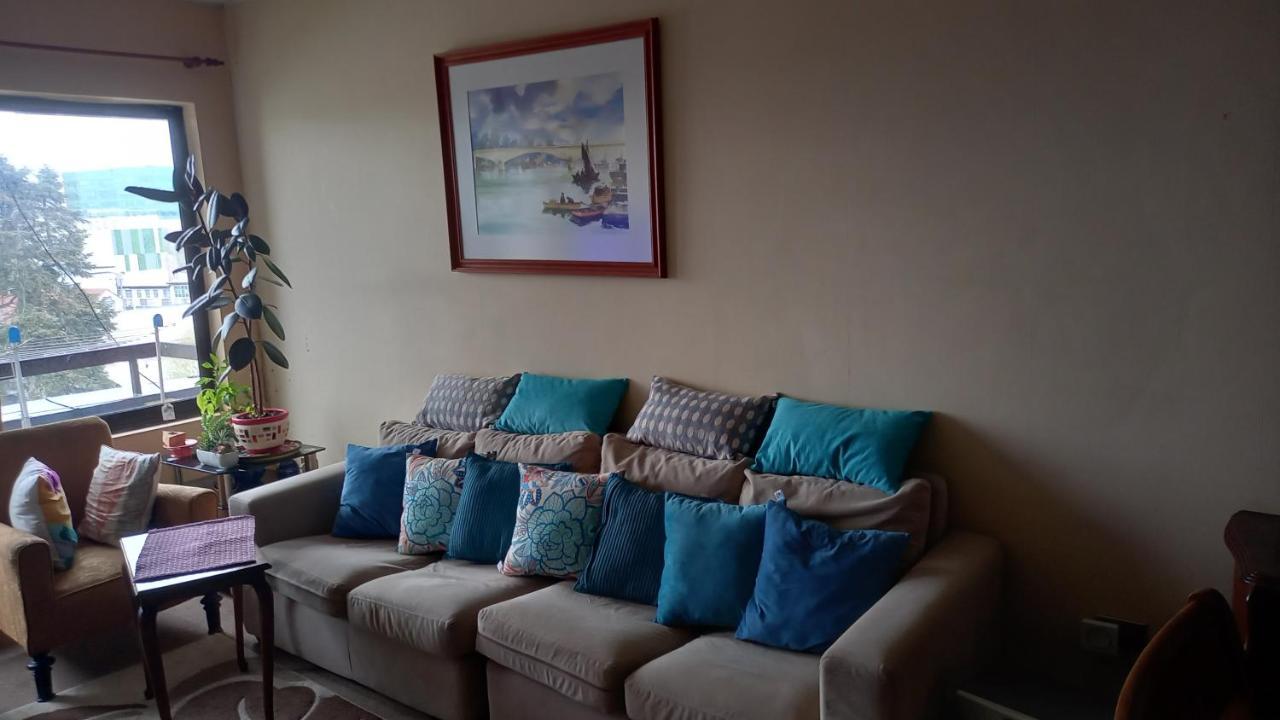 Maya Homestay *